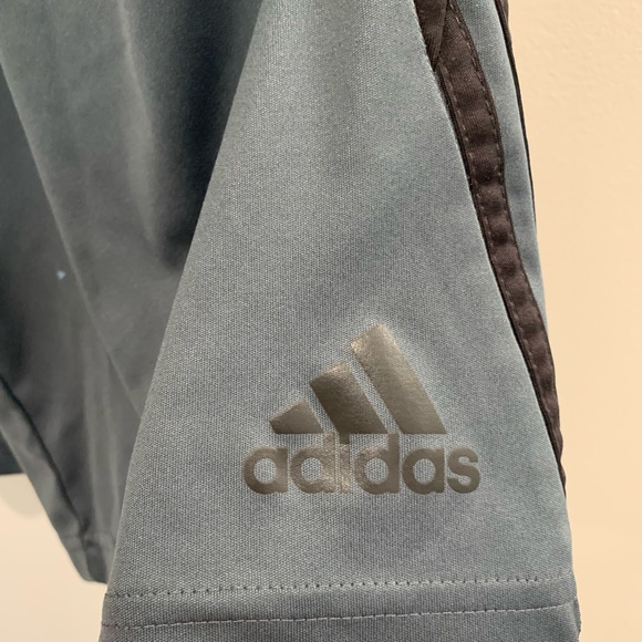 🤩 3 for $20 / Adidas Athletic Shorts size M - Picture 5 of 8